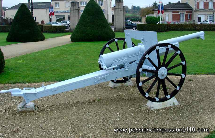 Canon de campagne de 75 mm, France (Verdun - Cimetière du Faubourg Pavé)