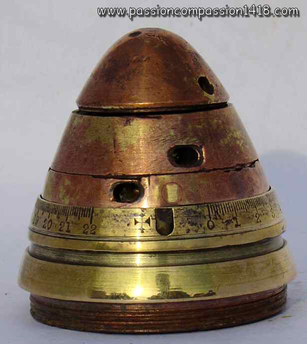 N° 80 British fuze (1916), with time mechanism graduated from 0 to 22 seconds