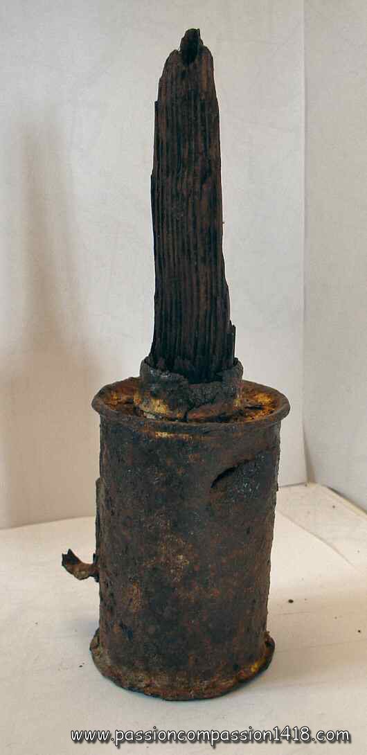 Stick grenade model 1916 with its origin wood stick (Found in  Verdun - Mort Homme)
